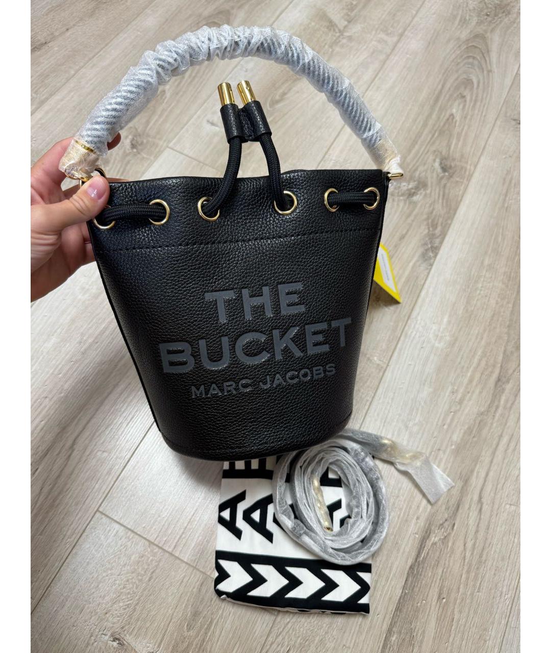 MARC JACOBS Черная кожаная сумка через плечо, фото 5