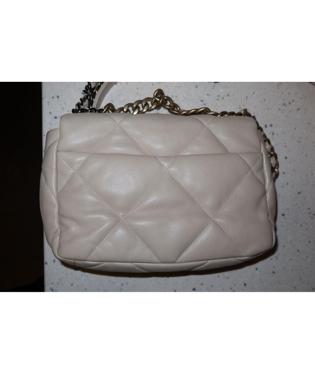 CHANEL Бежевая кожаная сумка через плечо, фото 3