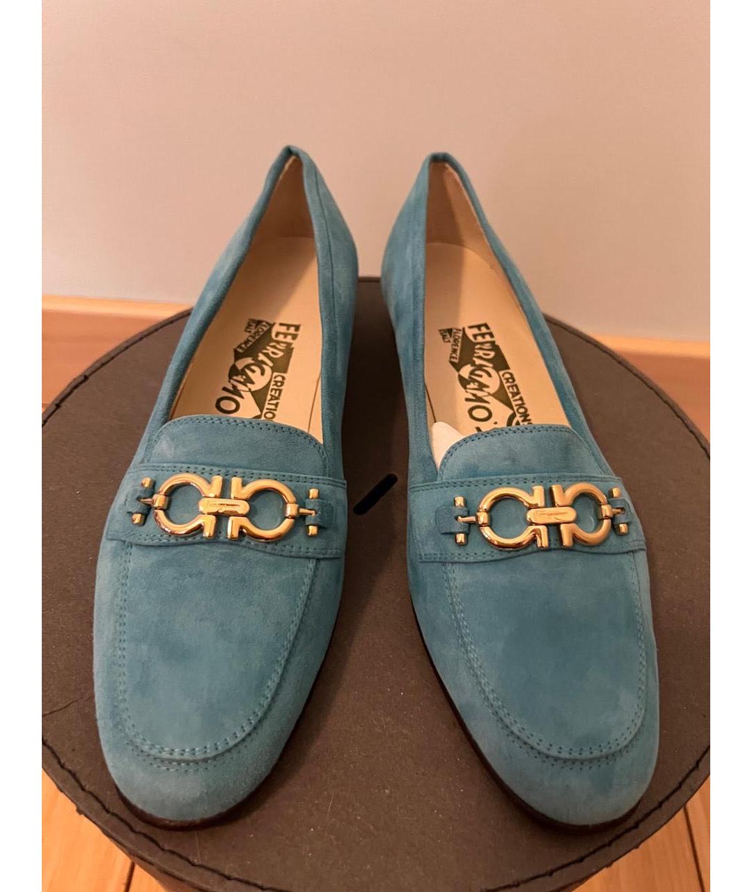 FERRAGAMO Голубые замшевые лоферы, фото 2