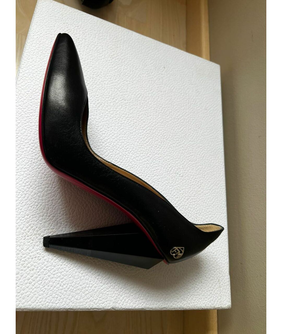 FRANKIE MORELLO Черные кожаные туфли, фото 3