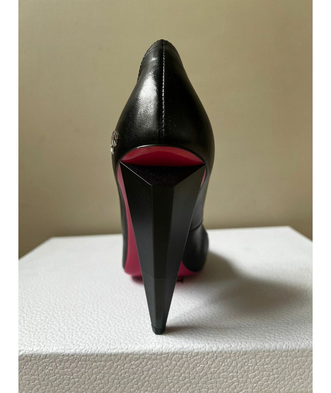 FRANKIE MORELLO Черные кожаные туфли, фото 4