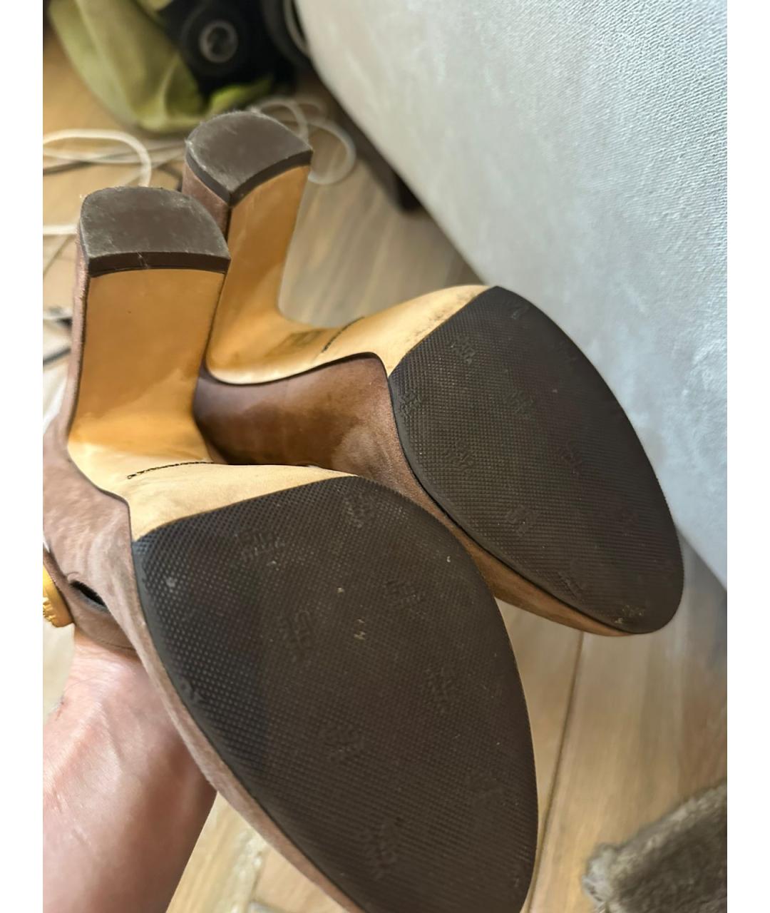 DOLCE&GABBANA Бежевые замшевые туфли, фото 5