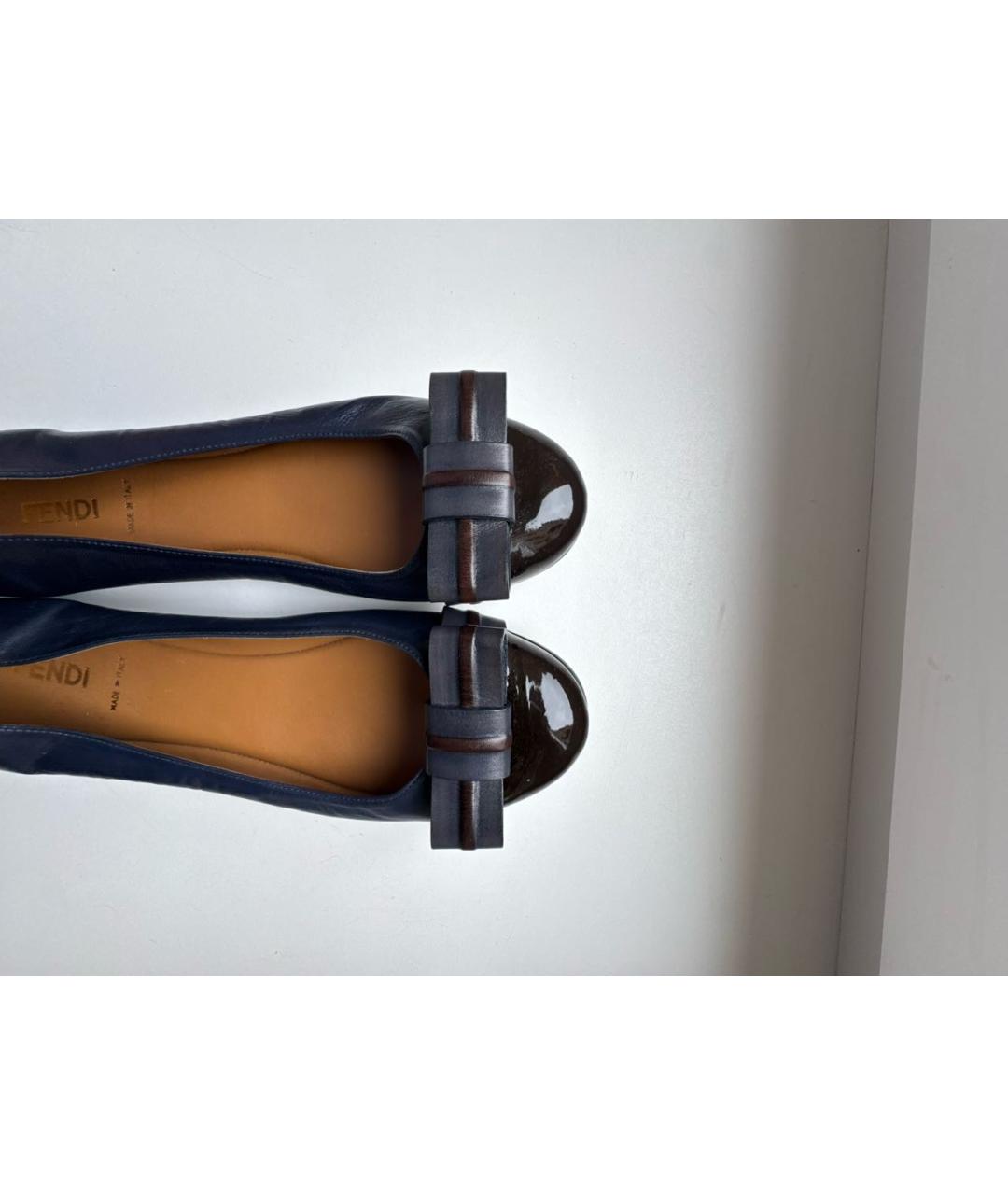 FENDI Темно-синие кожаные балетки, фото 6