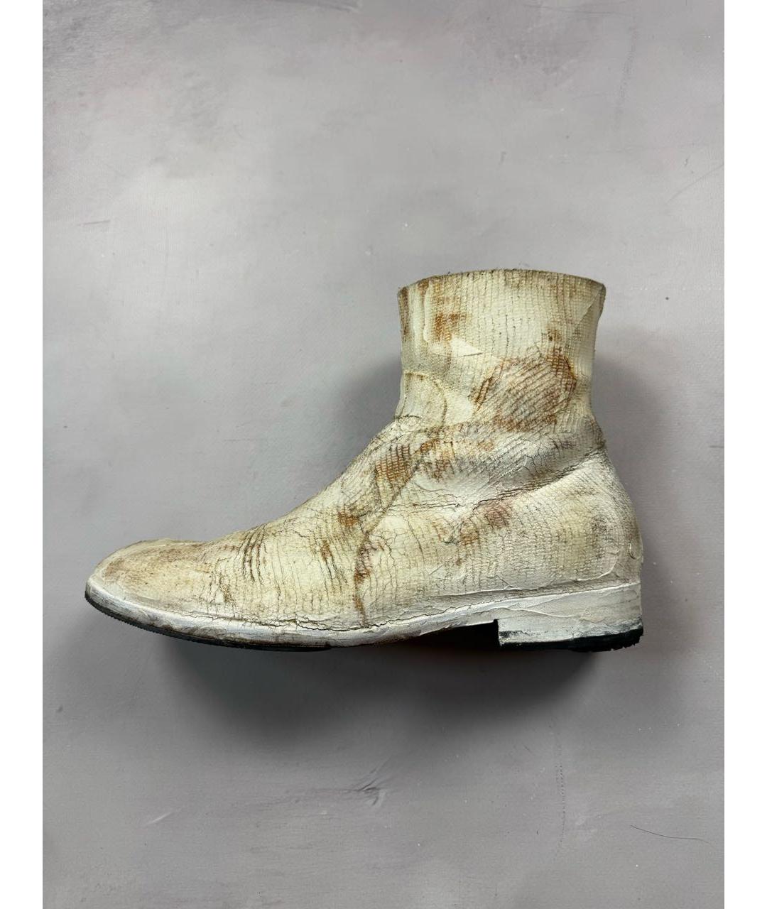 MAISON MARGIELA Белые замшевые высокие ботинки, фото 9