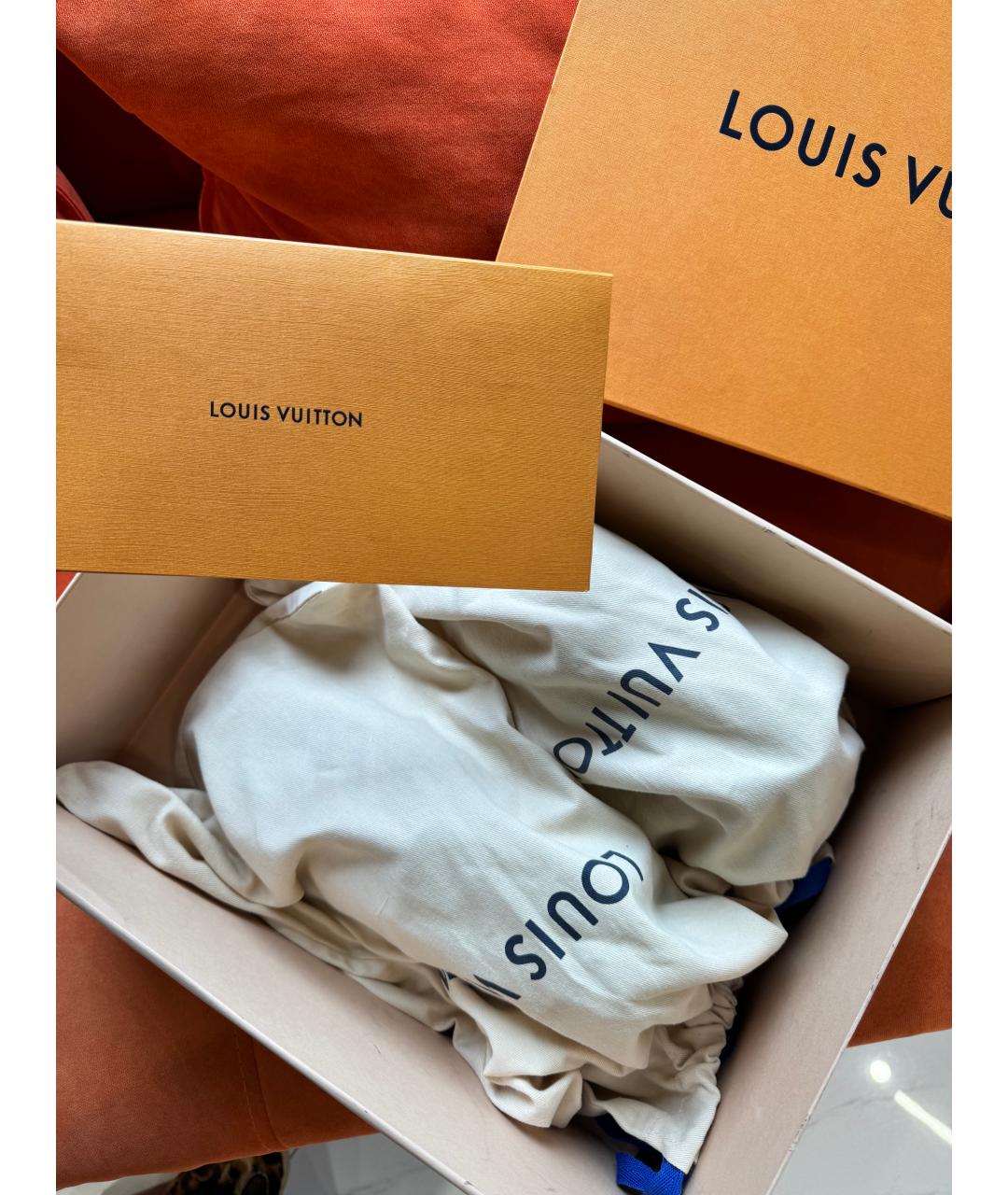 LOUIS VUITTON Черные кожаные лоферы, фото 5