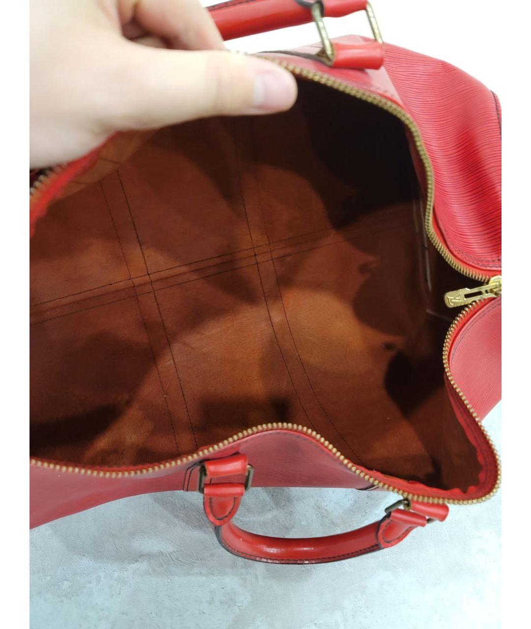 LOUIS VUITTON Красная кожаная дорожная/спортивная сумка, фото 7