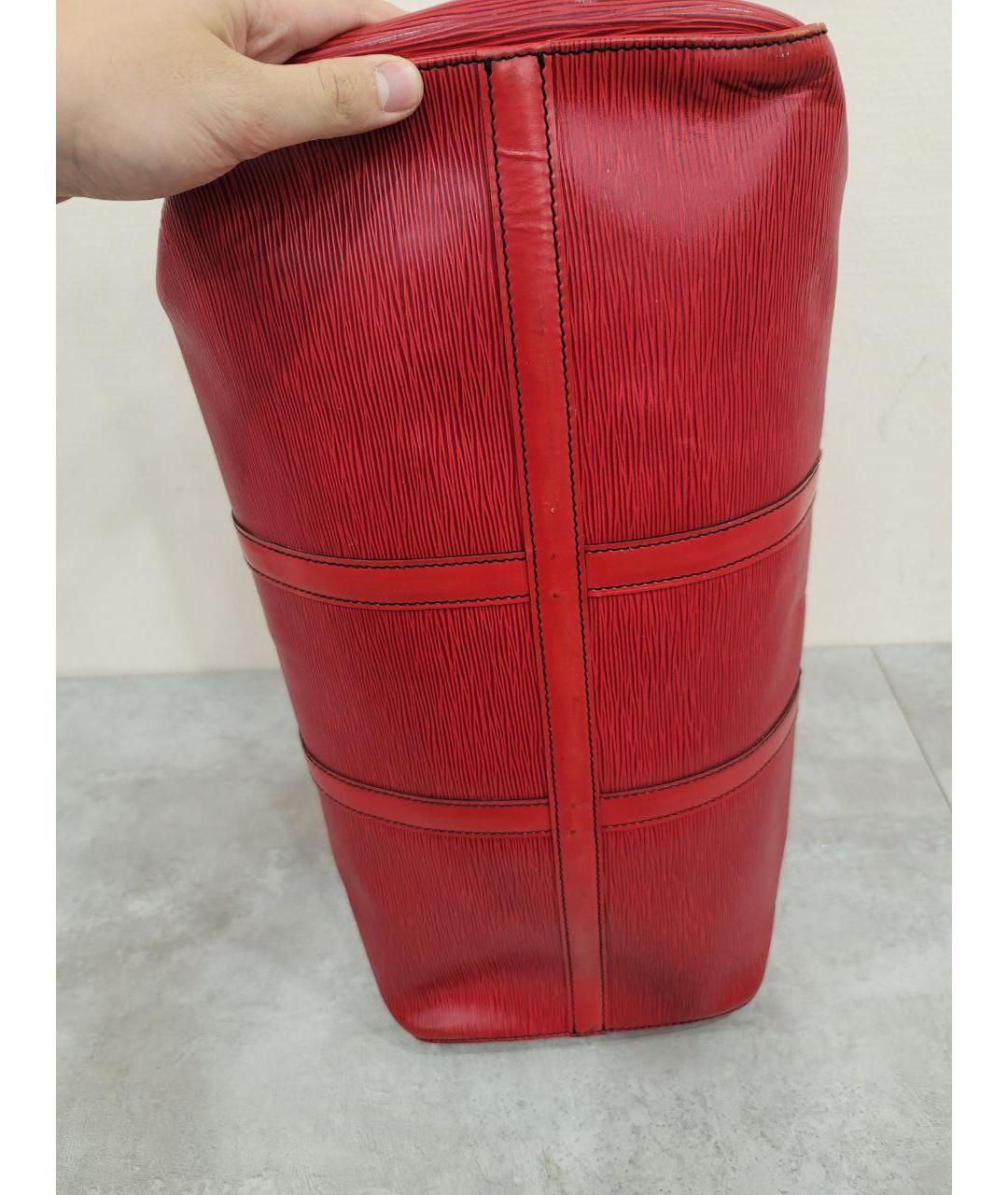 LOUIS VUITTON Красная кожаная дорожная/спортивная сумка, фото 8