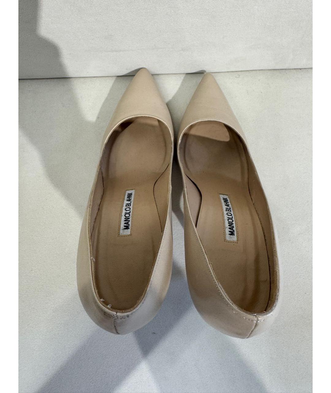 MANOLO BLAHNIK Бежевые кожаные туфли, фото 3
