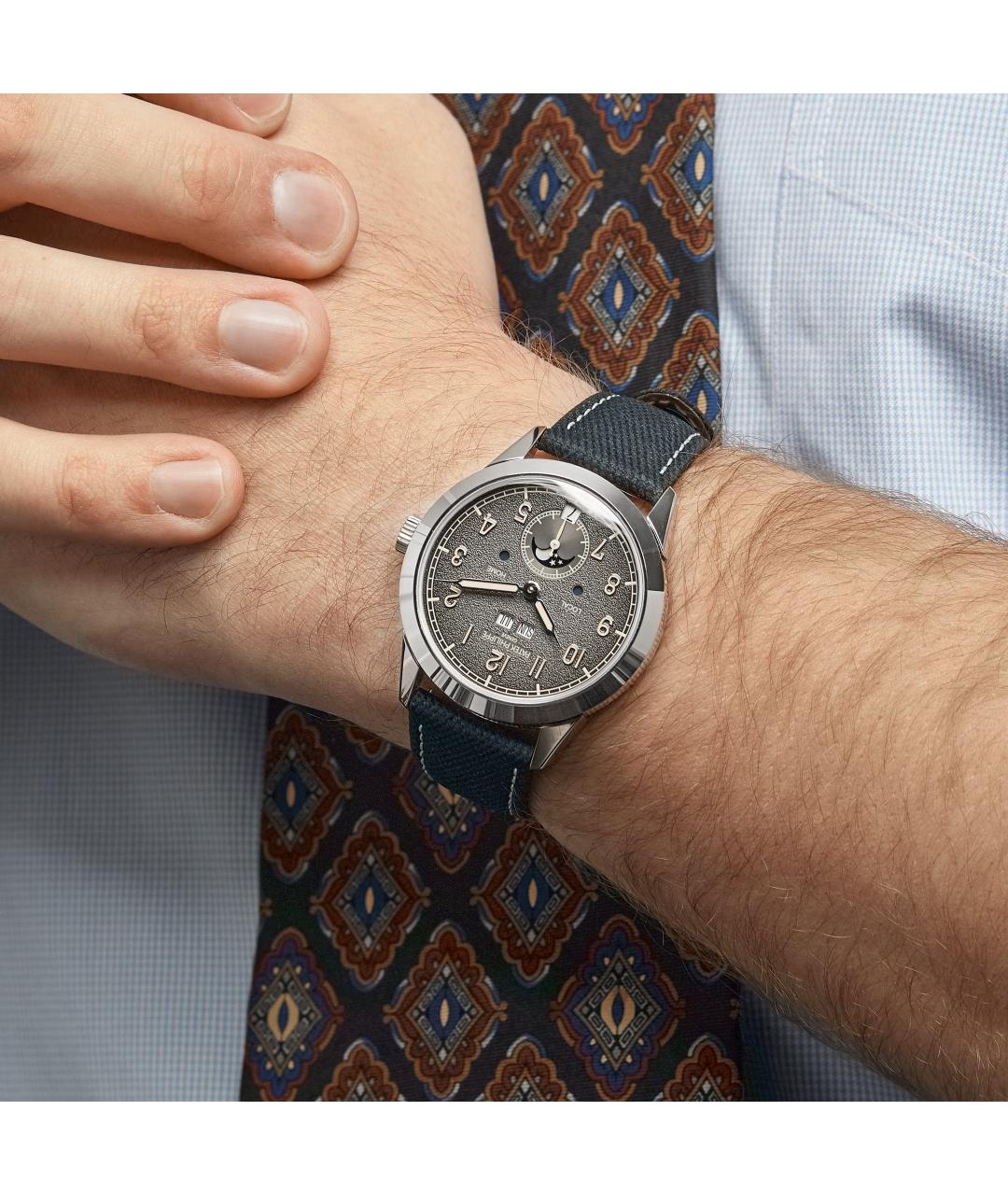 PATEK PHILIPPE Серые часы из белого золота, фото 2