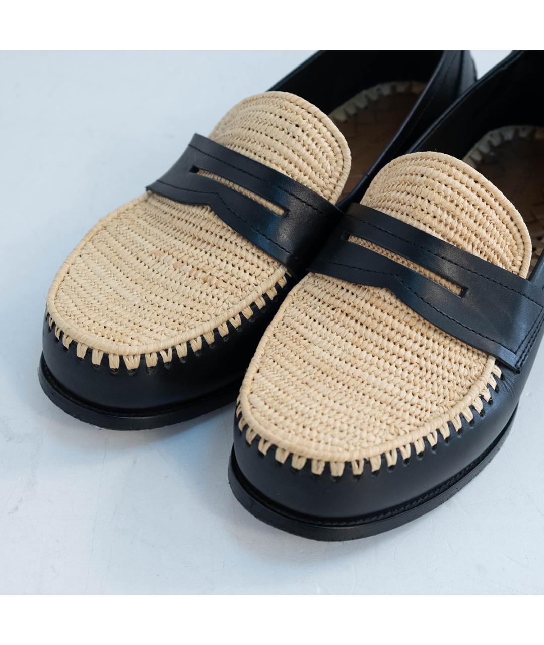 BOTTEGA VENETA Черные кожаные лоферы, фото 3