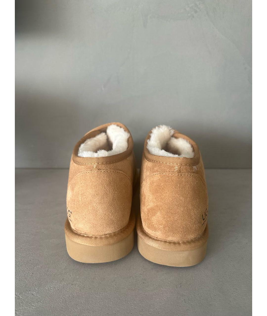 UGG AUSTRALIA Бежевые нубуковые низкие ботинки, фото 4