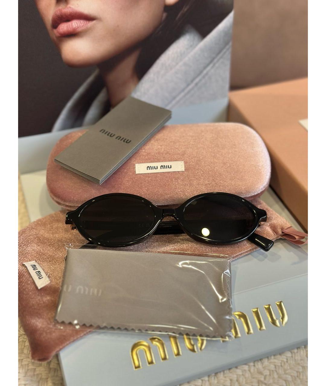 MIU MIU Черные пластиковые солнцезащитные очки, фото 5