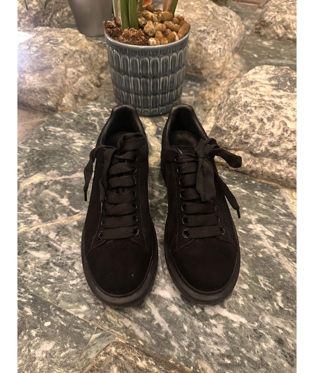 ALEXANDER MCQUEEN Черные замшевые кеды, фото 2