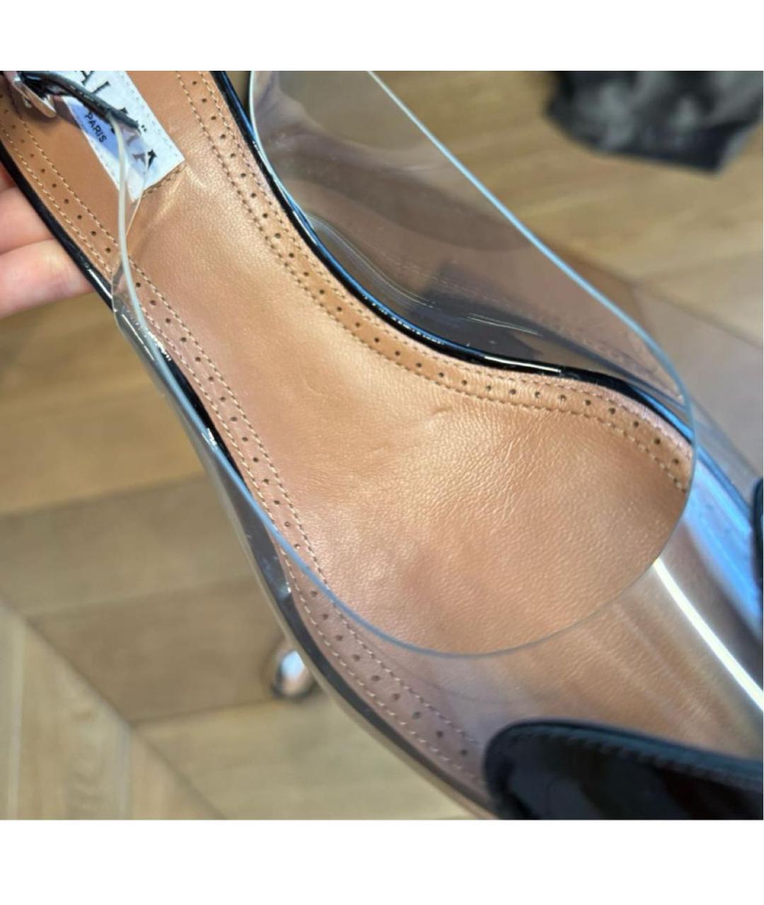 ALAIA Черные лодочки на низком каблуке из лакированной кожи, фото 5