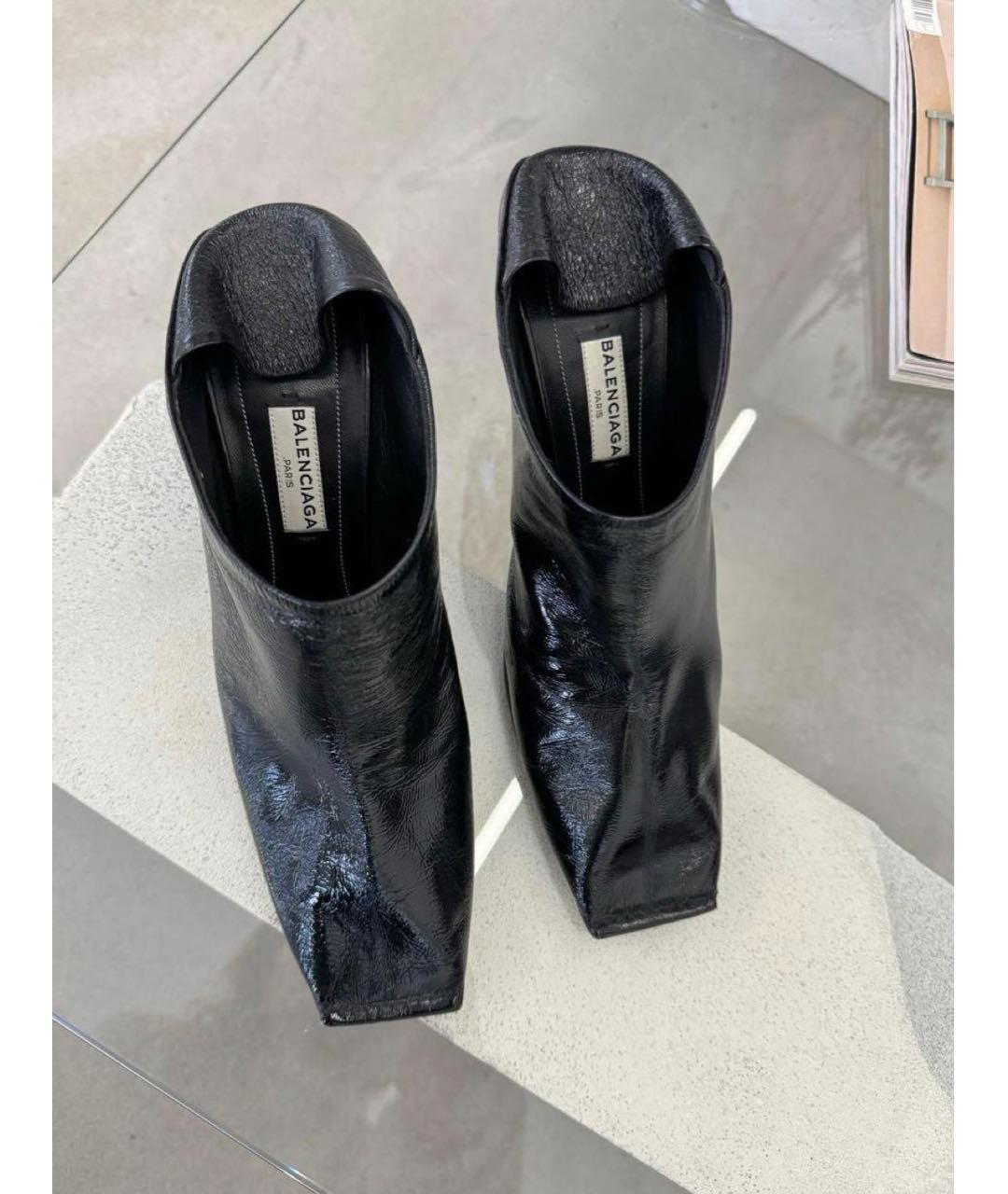BALENCIAGA Черные сабо из лакированной кожи, фото 3