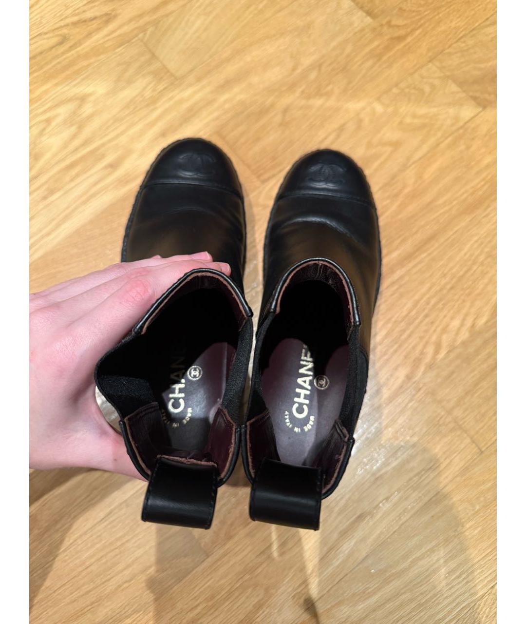 CHANEL Черные кожаные полусапоги, фото 5