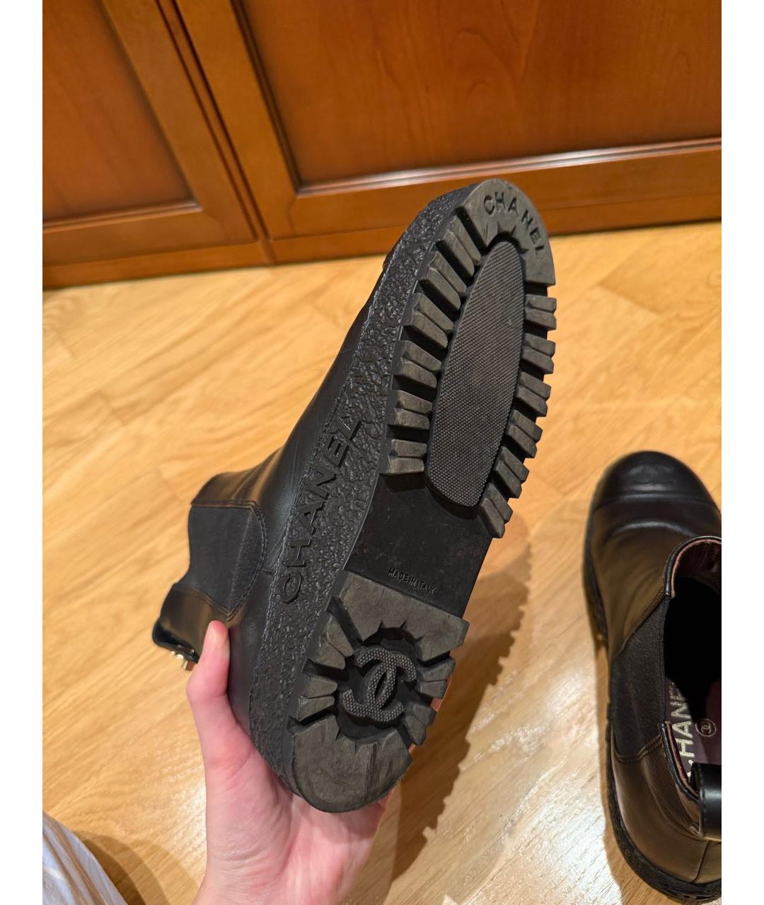 CHANEL Черные кожаные полусапоги, фото 6