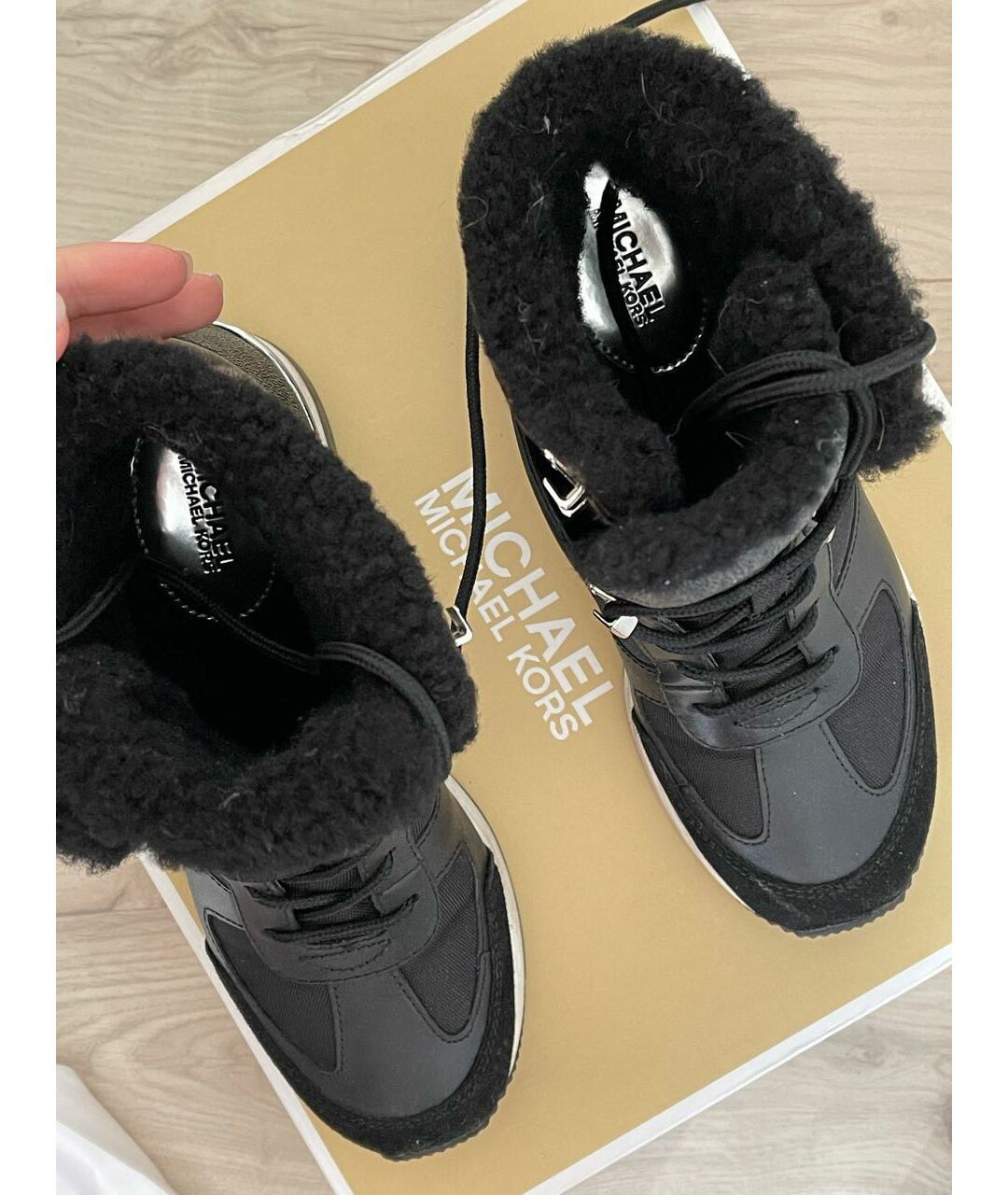 MICHAEL KORS Черные кожаные ботинки, фото 3