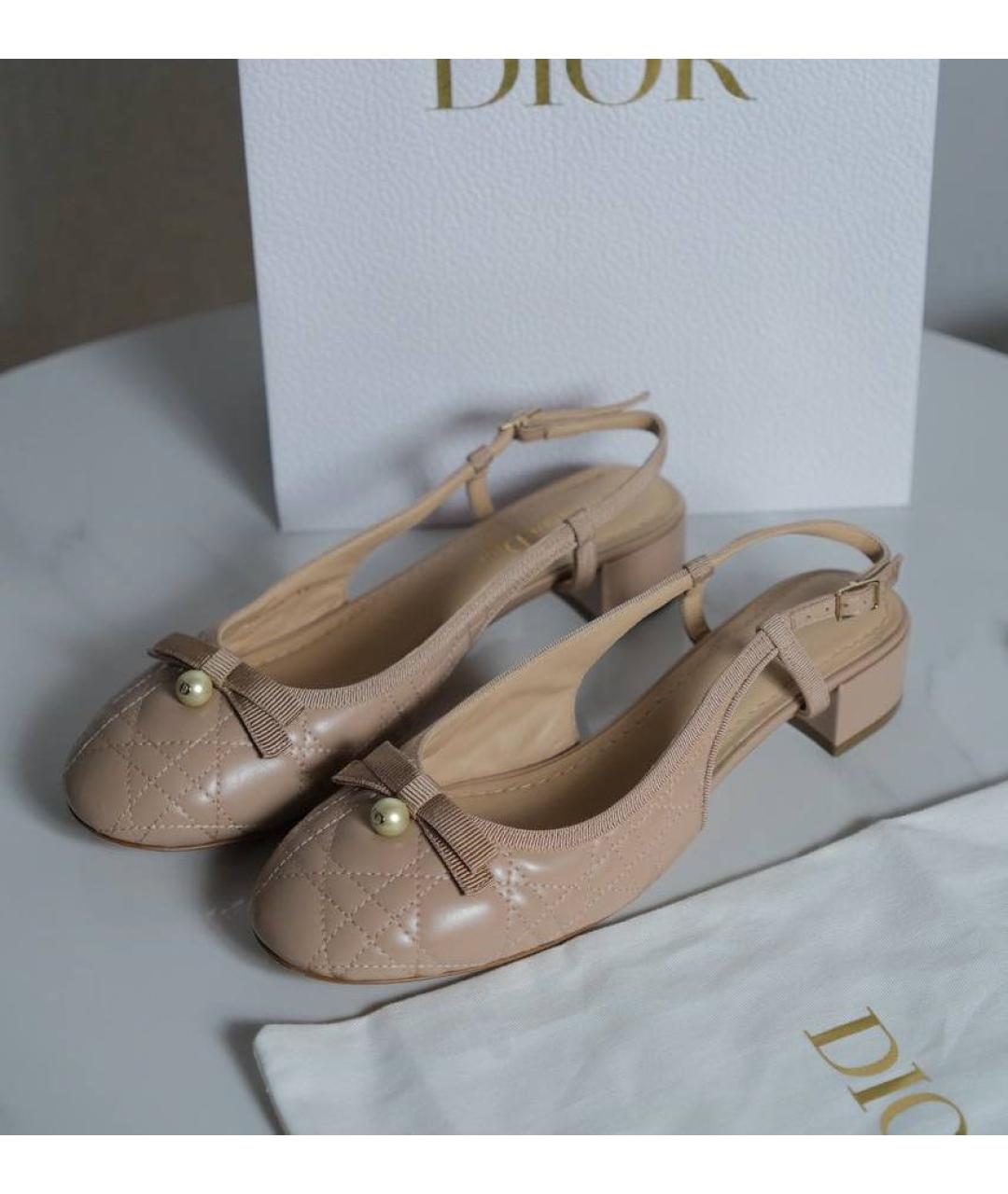 CHRISTIAN DIOR Бежевые кожаные балетки, фото 2