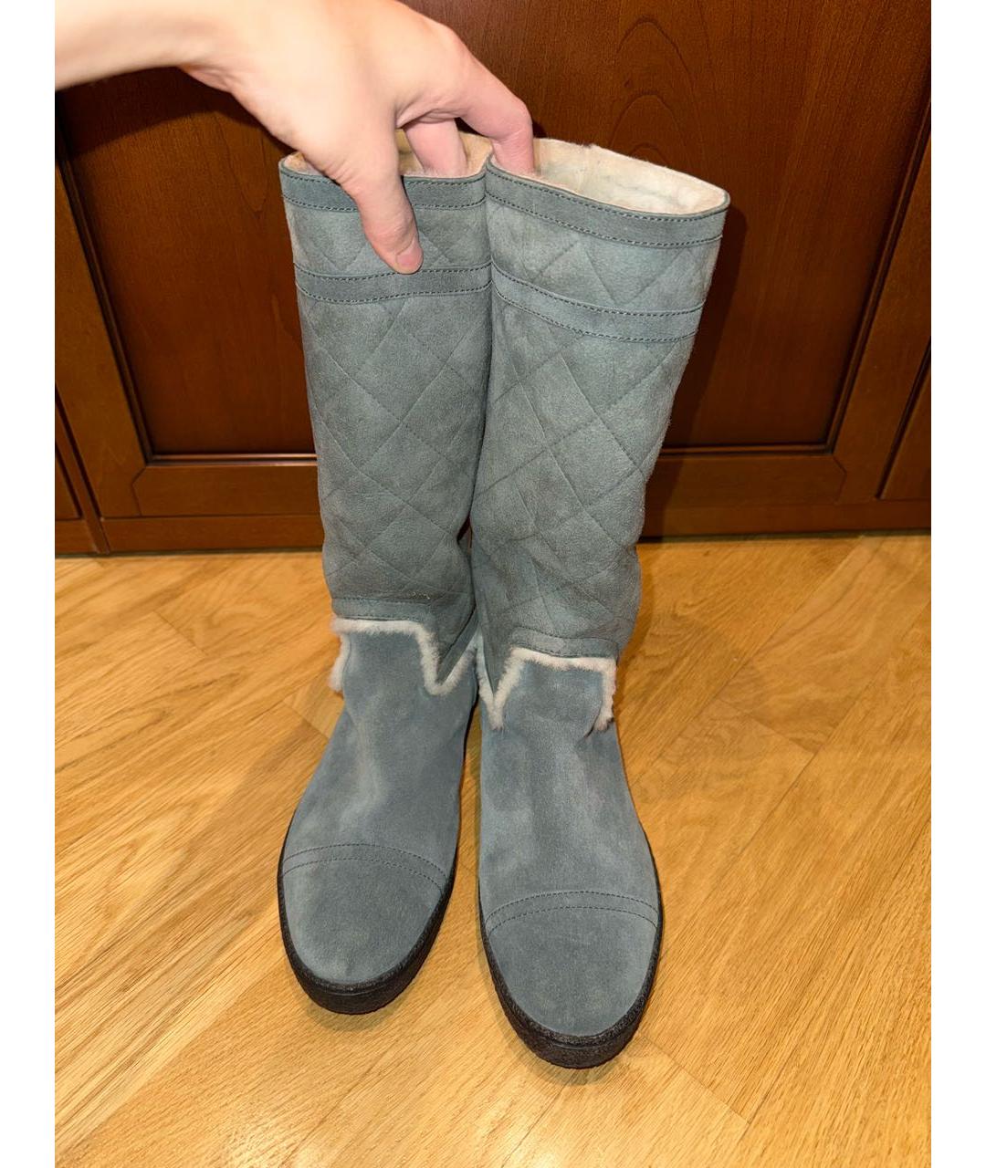 CHANEL Замшевые сапоги, фото 2