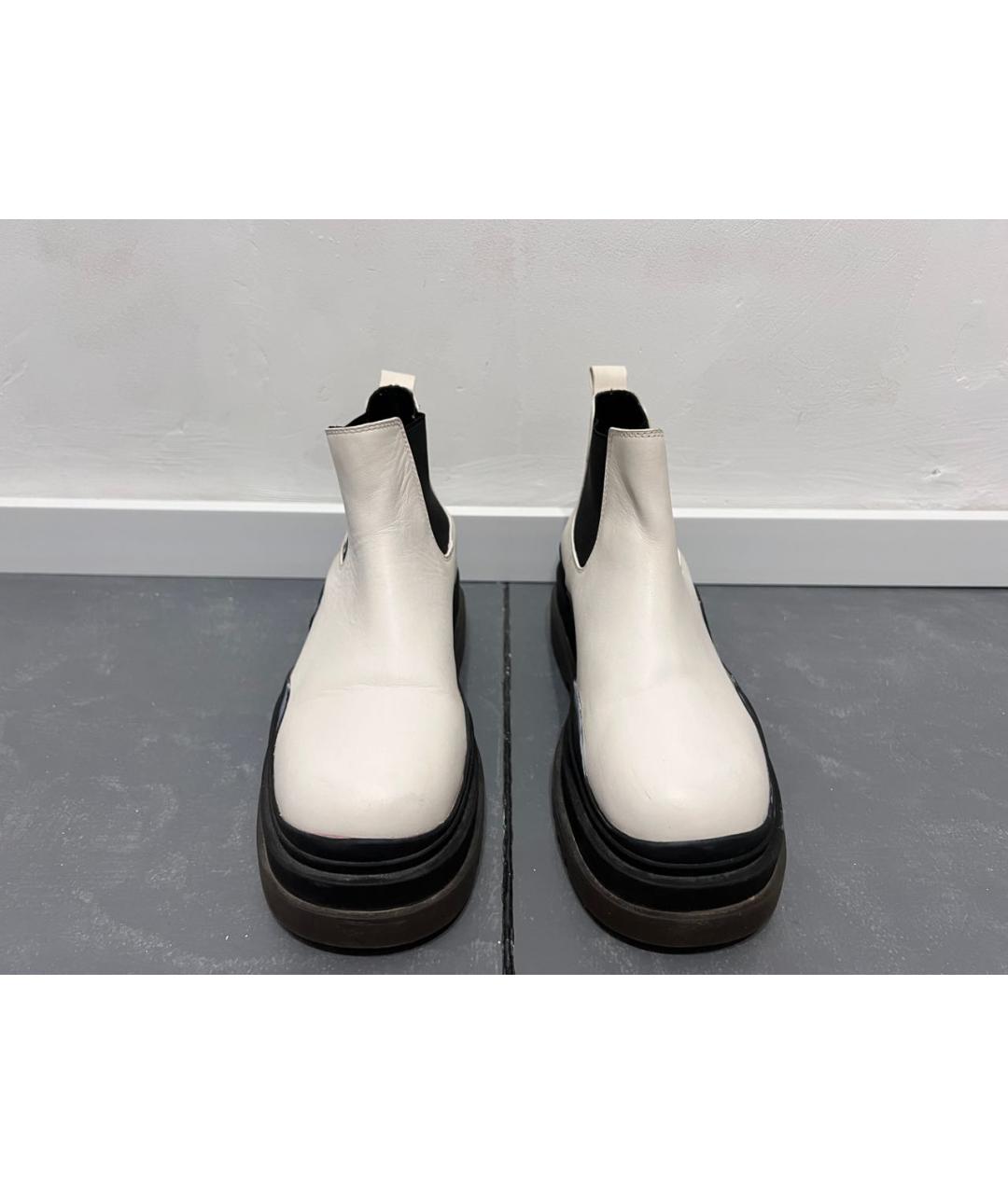 BOTTEGA VENETA Белые кожаные полусапоги, фото 3