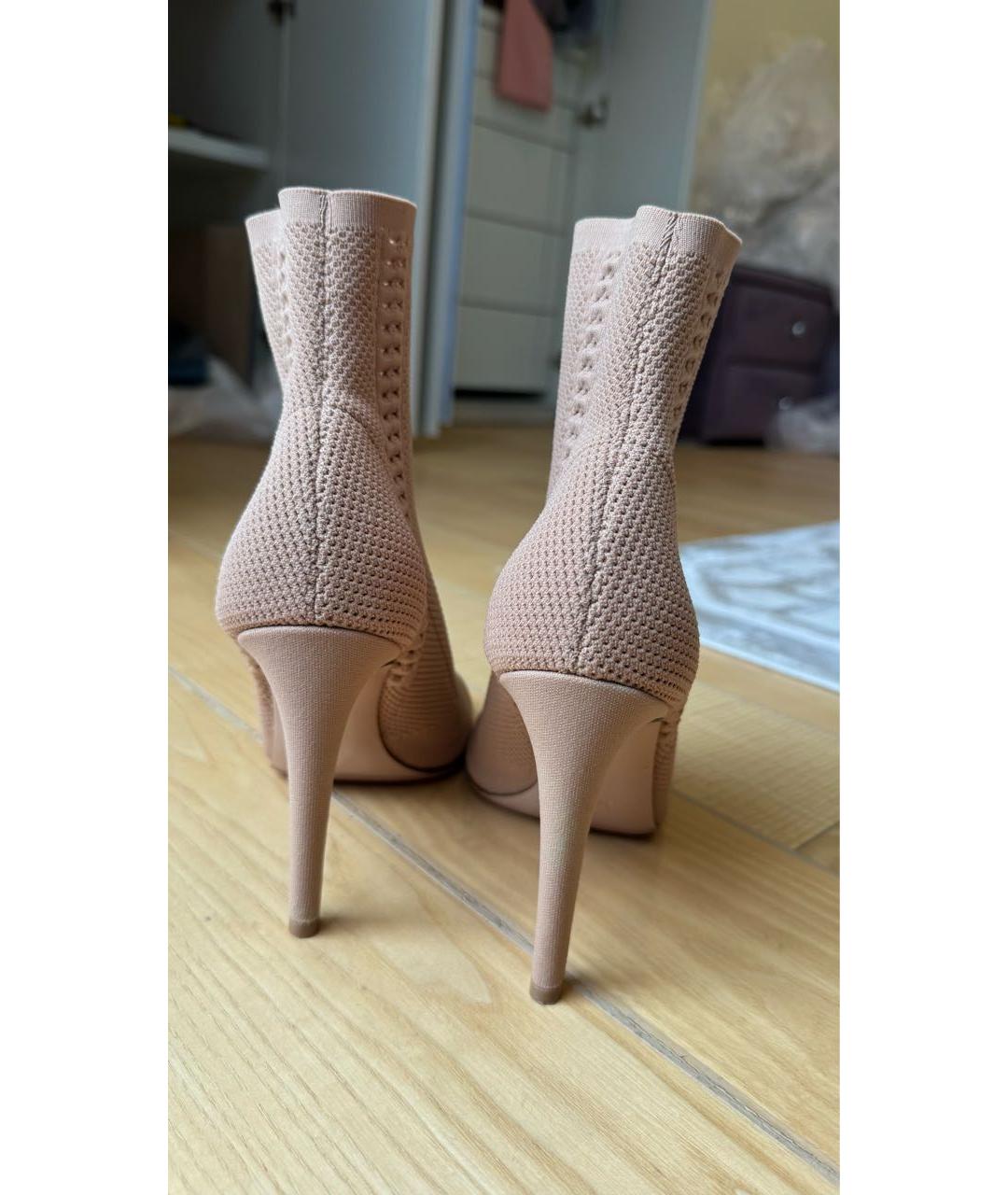 GIANVITO ROSSI Бежевые текстильные ботильоны, фото 3