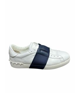 VALENTINO Низкие кроссовки / кеды