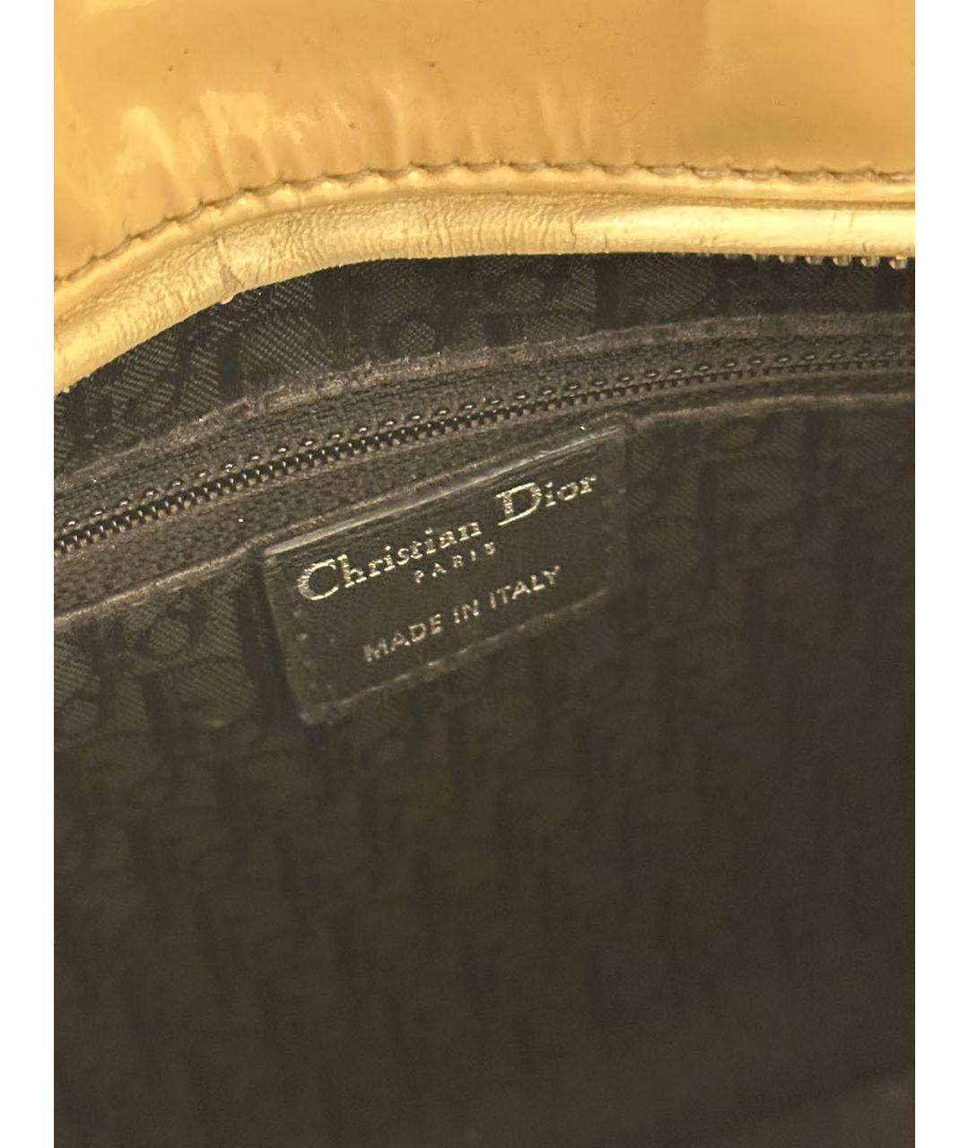 CHRISTIAN DIOR Бежевая сумка тоут из лакированной кожи, фото 8