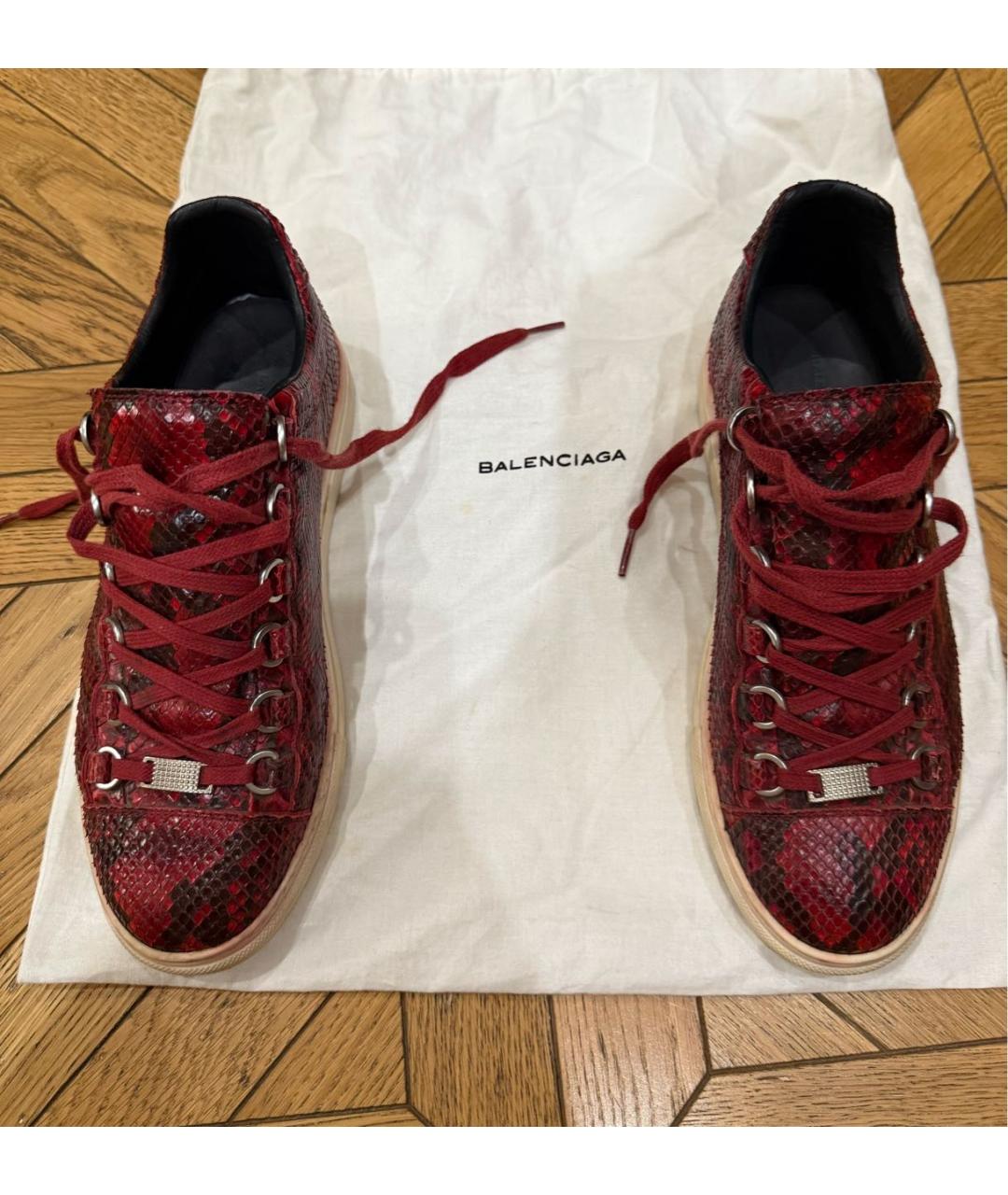 BALENCIAGA Бордовые кеды из экзотической кожи, фото 2