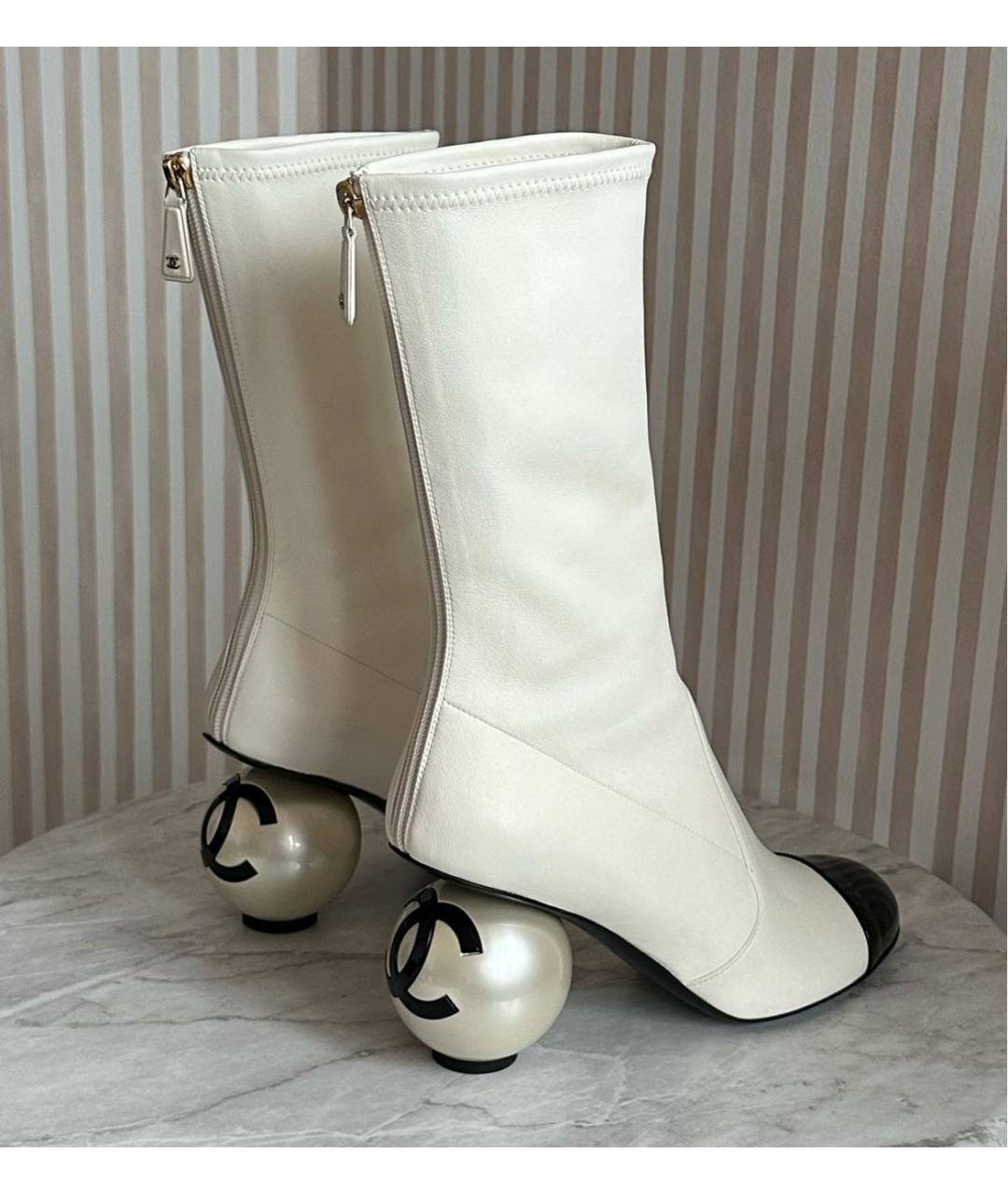CHANEL Белые кожаные ботильоны, фото 5
