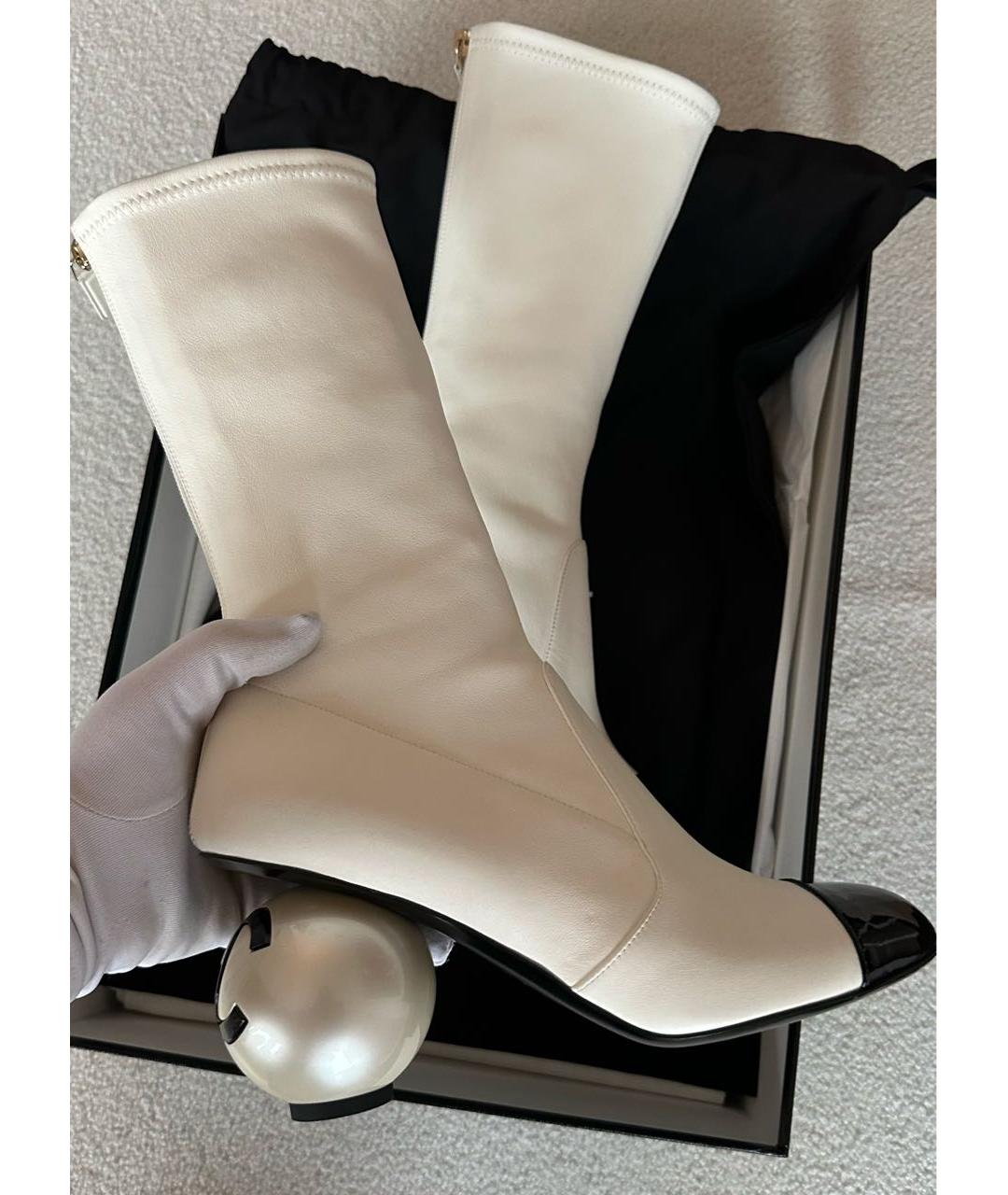 CHANEL Белые кожаные ботильоны, фото 2