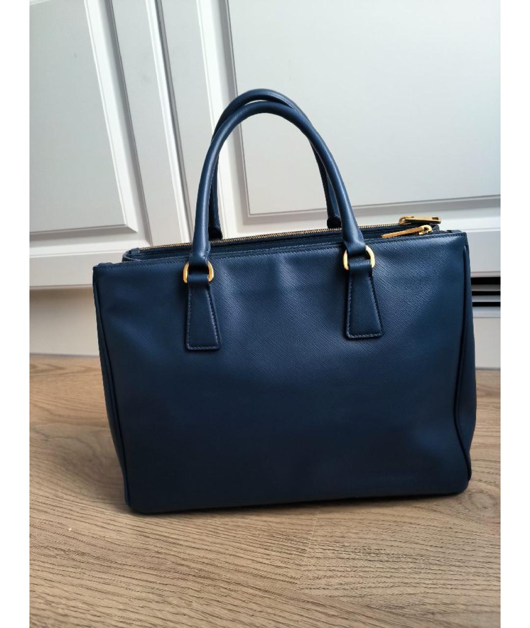 PRADA Темно-синяя кожаная сумка с короткими ручками, фото 2