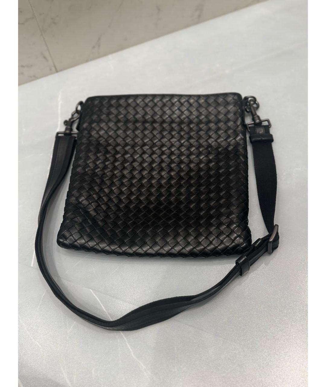 BOTTEGA VENETA Черная кожаная сумка на плечо, фото 3