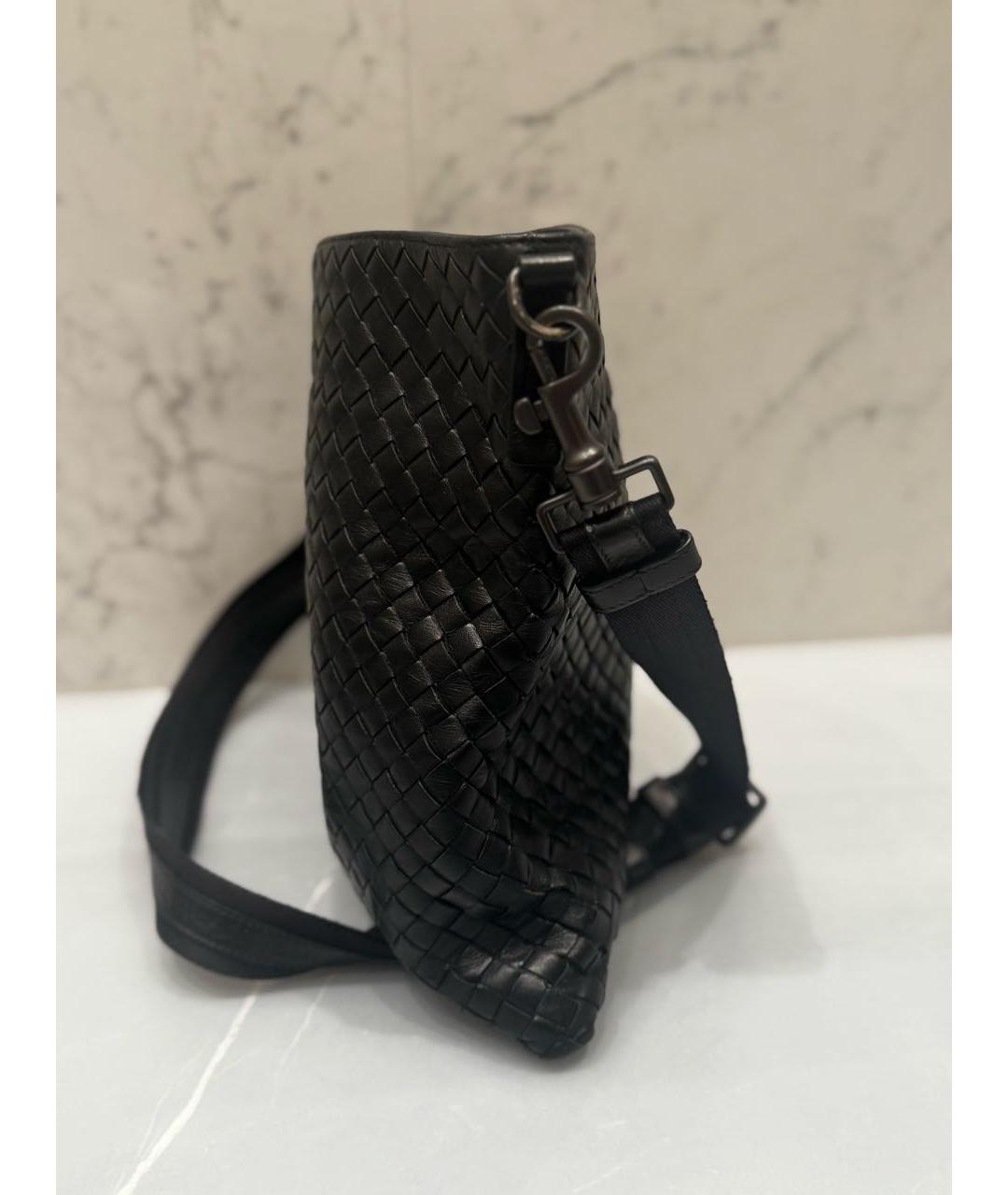 BOTTEGA VENETA Черная кожаная сумка на плечо, фото 2