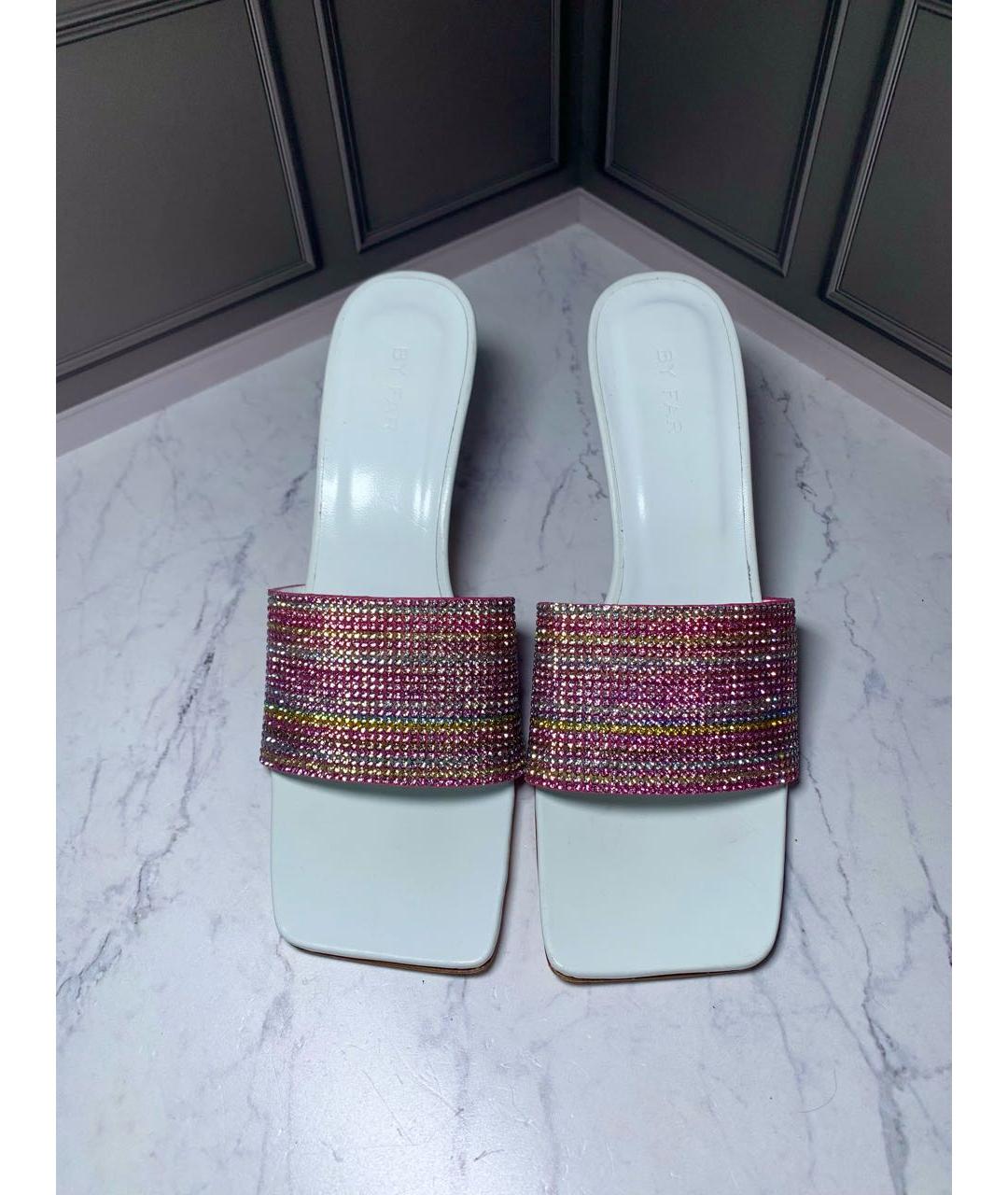 BY FAR Белые кожаные босоножки, фото 7