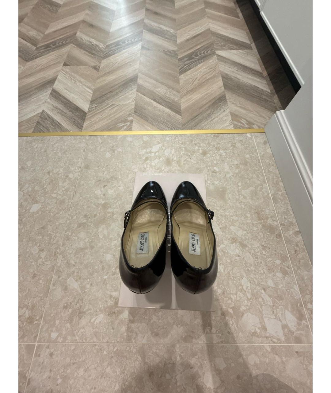 JIMMY CHOO Черные туфли из лакированной кожи, фото 3