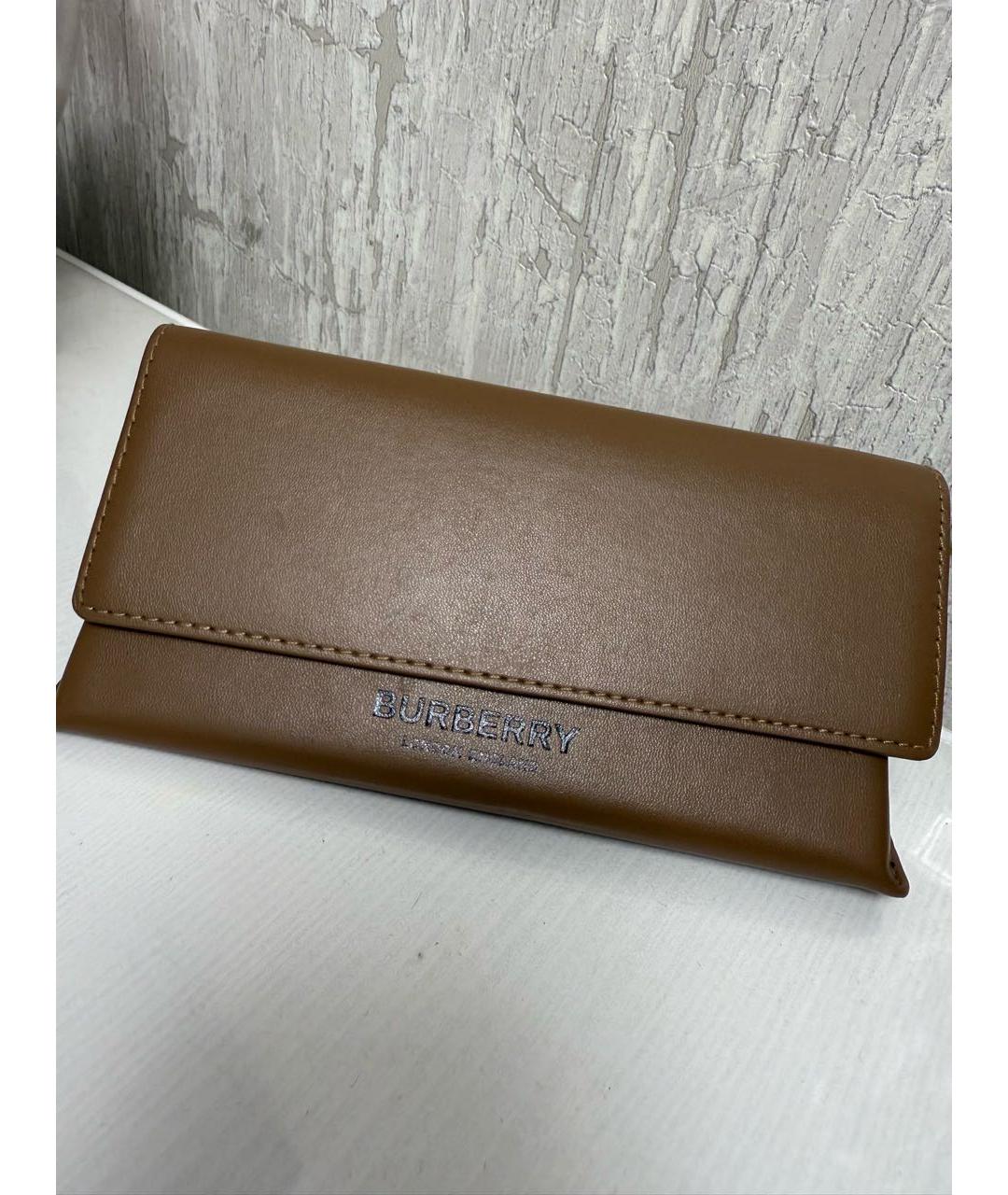BURBERRY Черные пластиковые солнцезащитные очки, фото 4