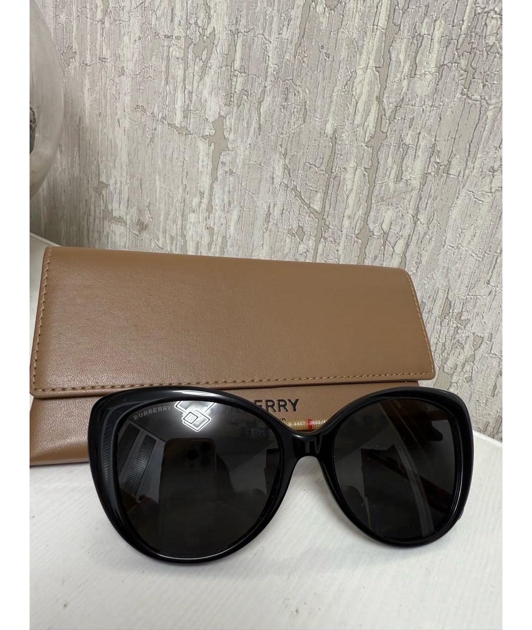 BURBERRY Черные пластиковые солнцезащитные очки, фото 5