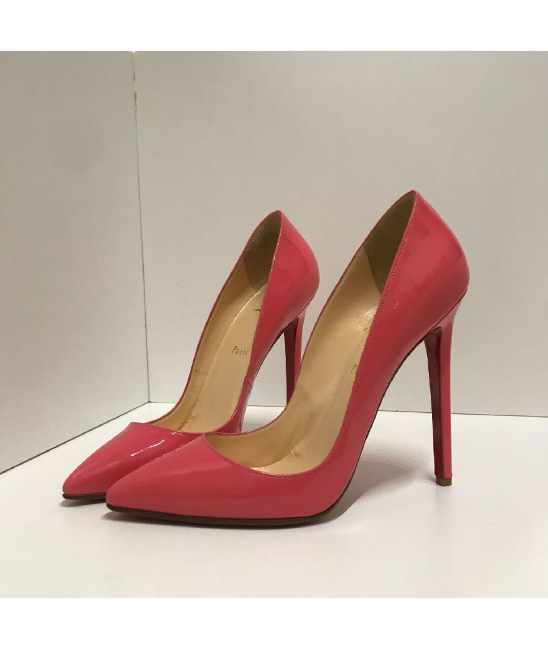 CHRISTIAN LOUBOUTIN Коралловые туфли из лакированной кожи, фото 9