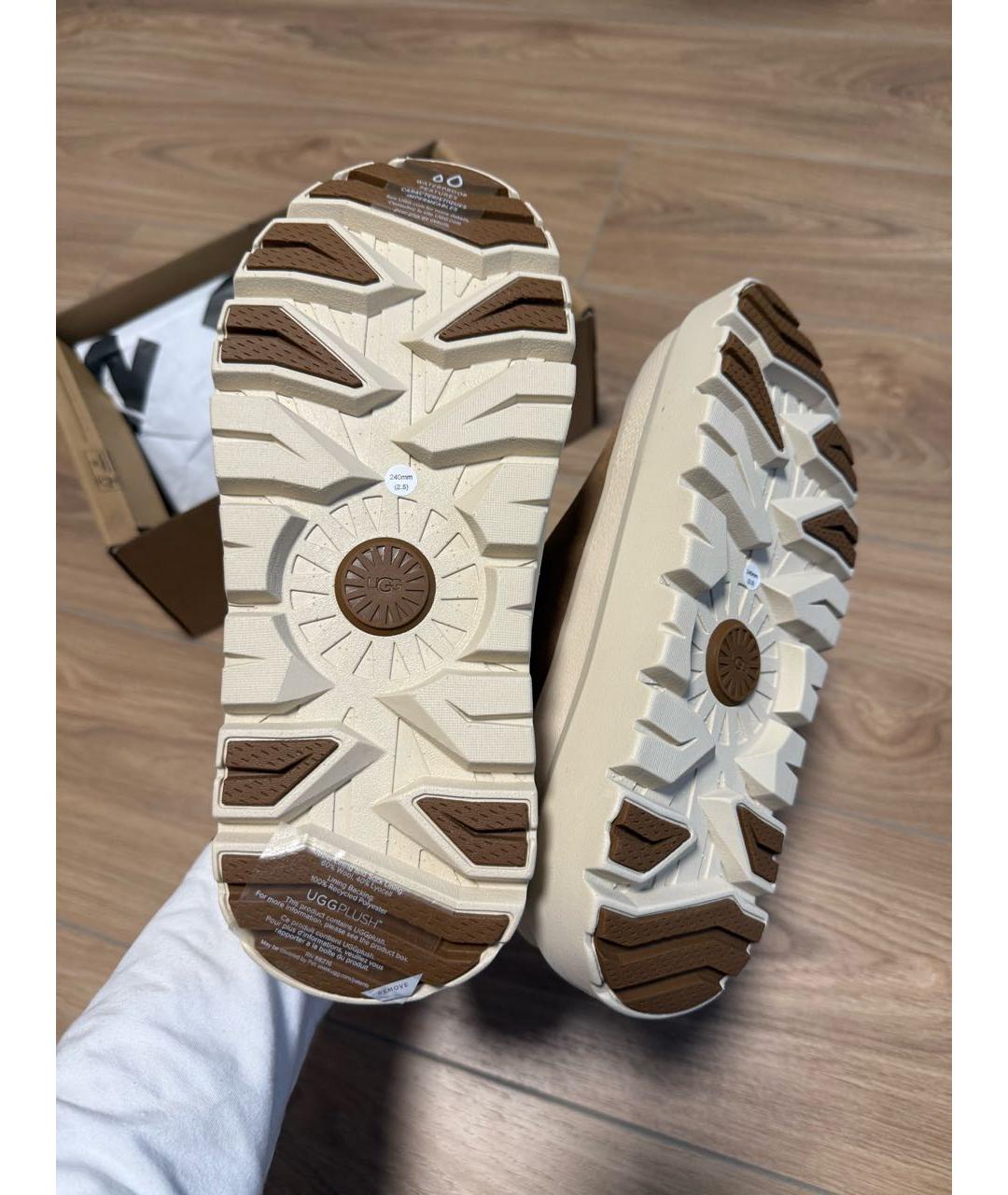 UGG AUSTRALIA Бежевые замшевые сабо, фото 5
