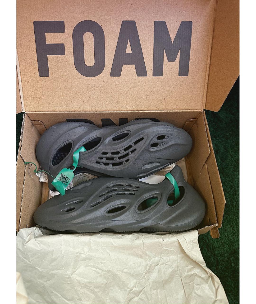 ADIDAS YEEZY Антрацитовые резиновые низкие кроссовки / кеды, фото 8