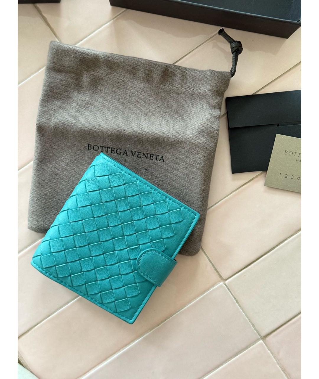BOTTEGA VENETA Бирюзовый кожаный кошелек, фото 3