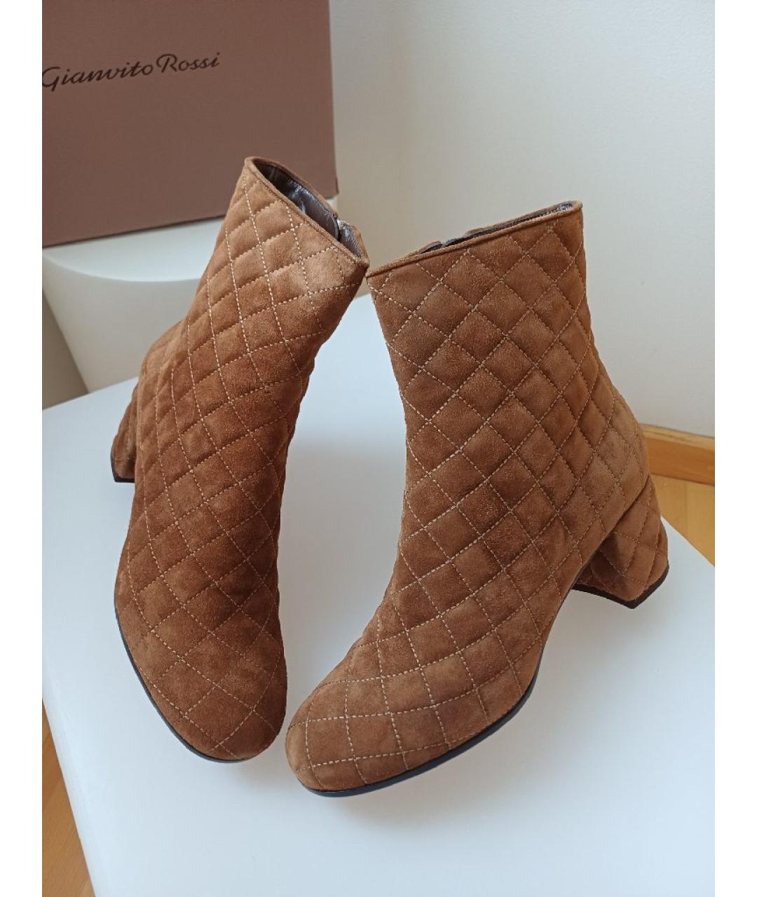 GIANVITO ROSSI Коричневые замшевые ботильоны, фото 4