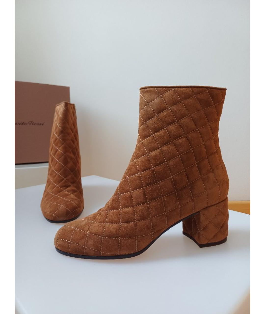 GIANVITO ROSSI Коричневые замшевые ботильоны, фото 3