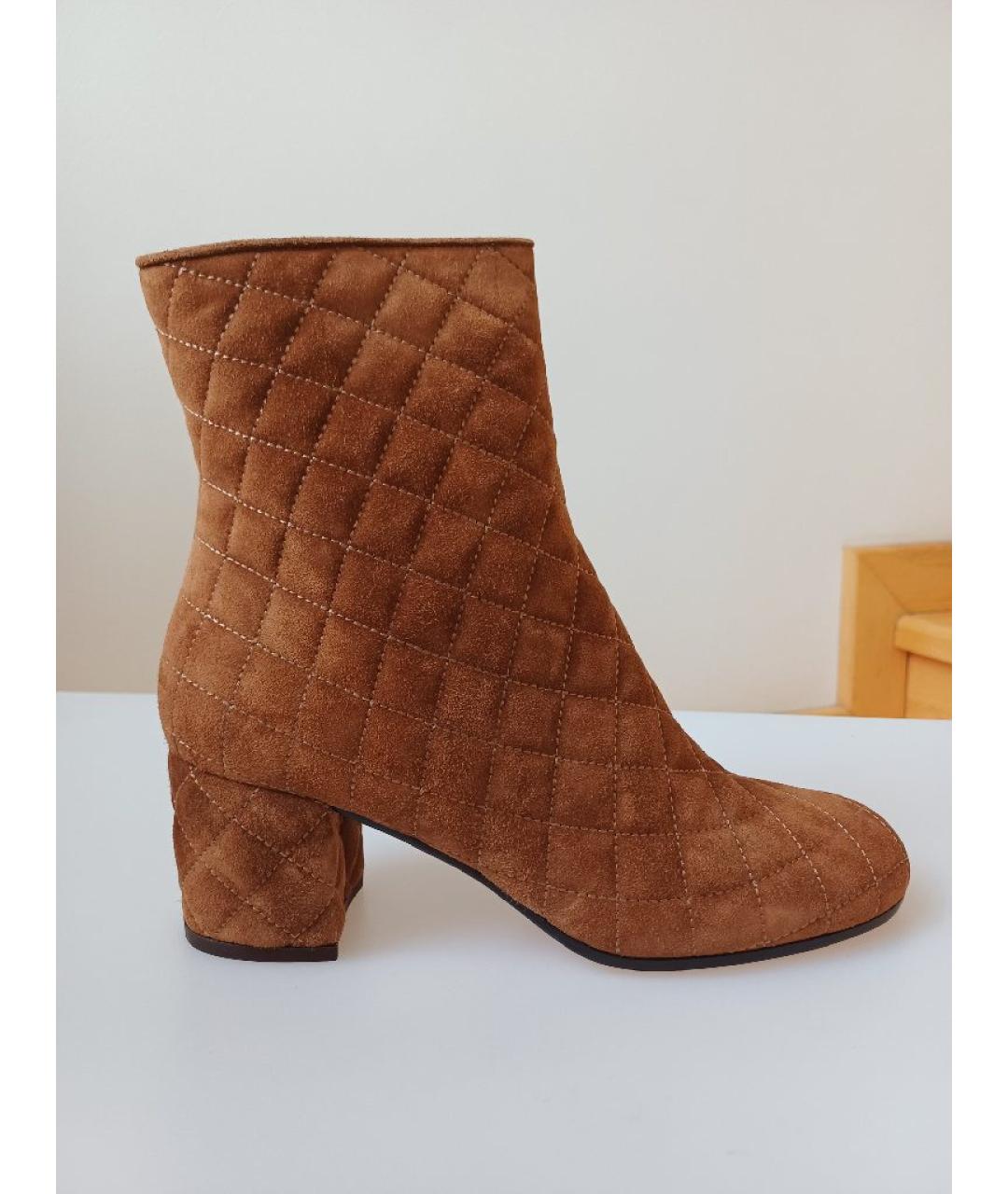 GIANVITO ROSSI Коричневые замшевые ботильоны, фото 9
