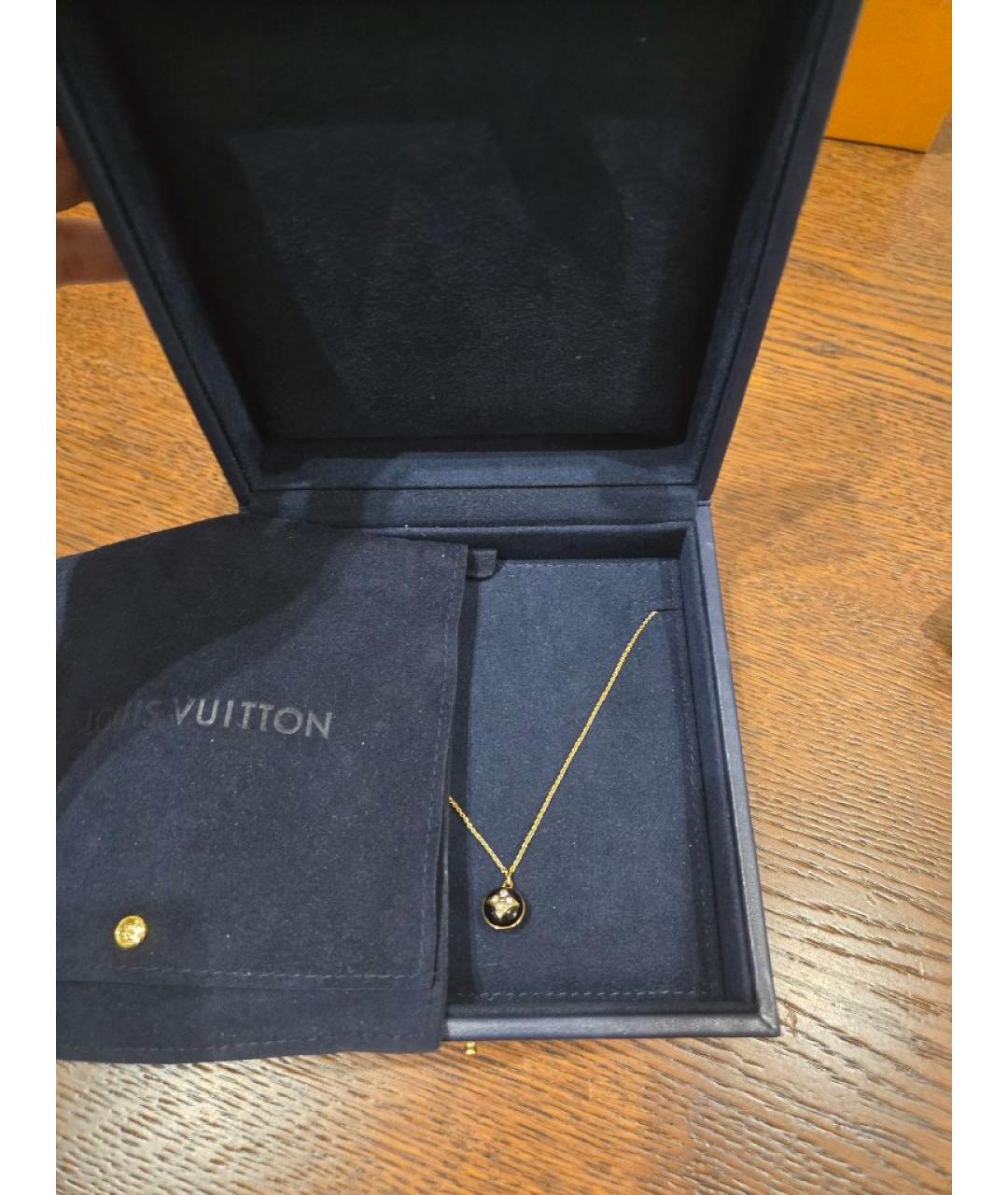 LOUIS VUITTON Золотая подвеска из желтого золота, фото 2
