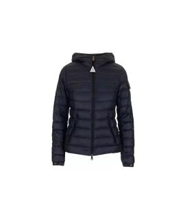 MONCLER Пуховик