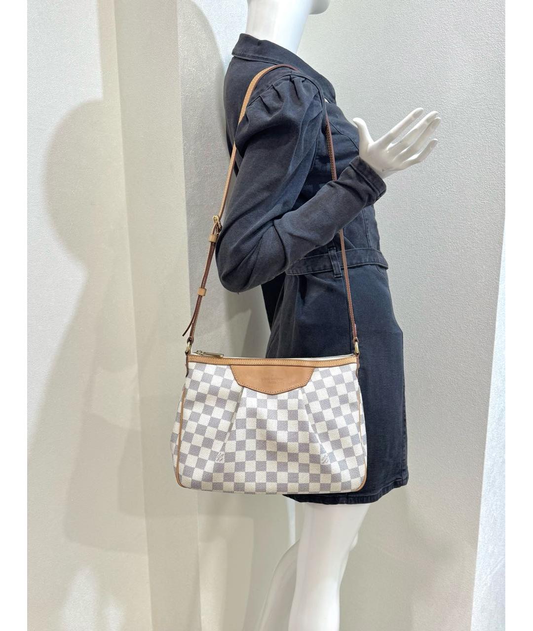 LOUIS VUITTON Белая кожаная сумка через плечо, фото 3