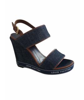 LOUIS VUITTON Босоножки