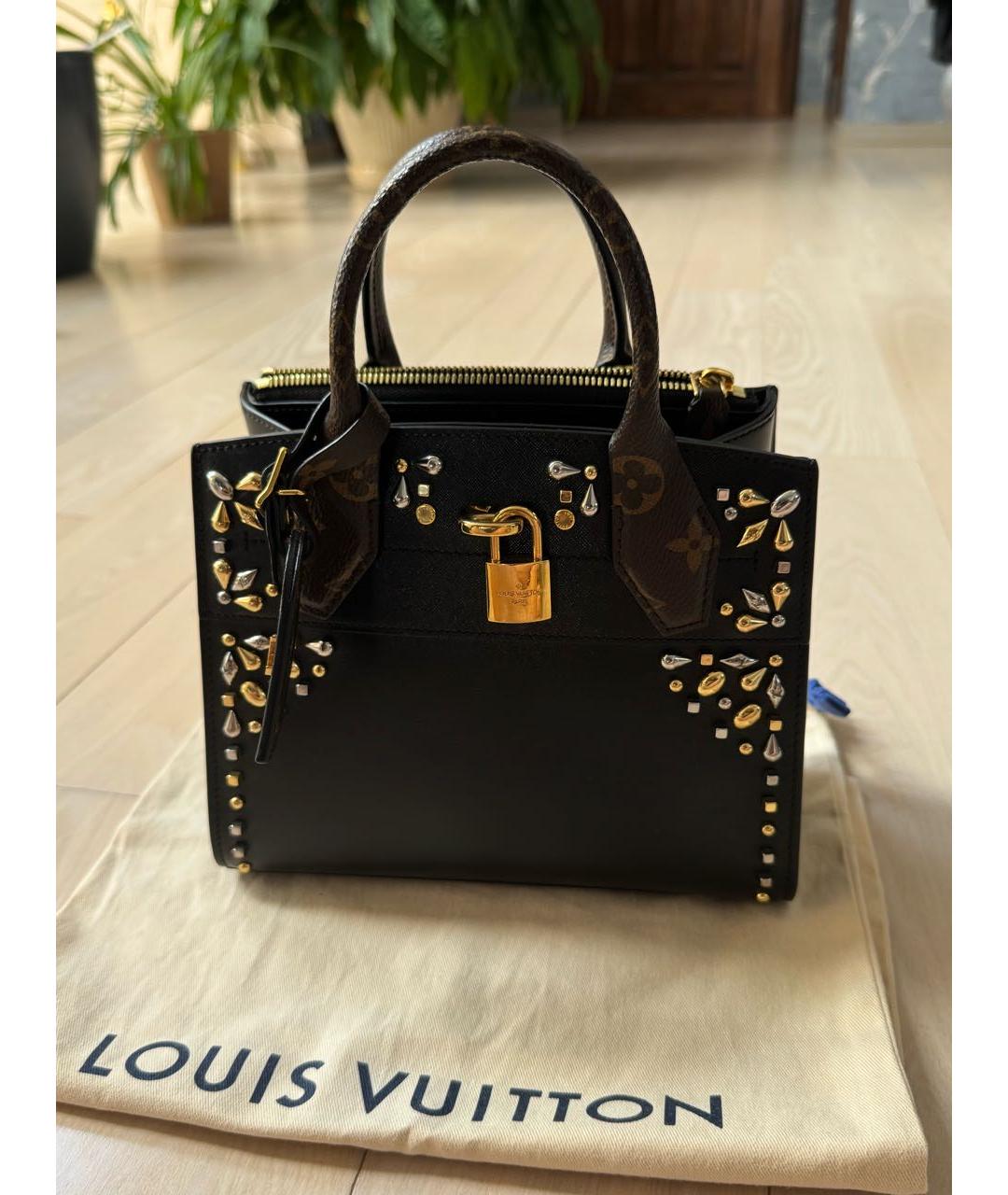 LOUIS VUITTON Черная кожаная сумка с короткими ручками, фото 9